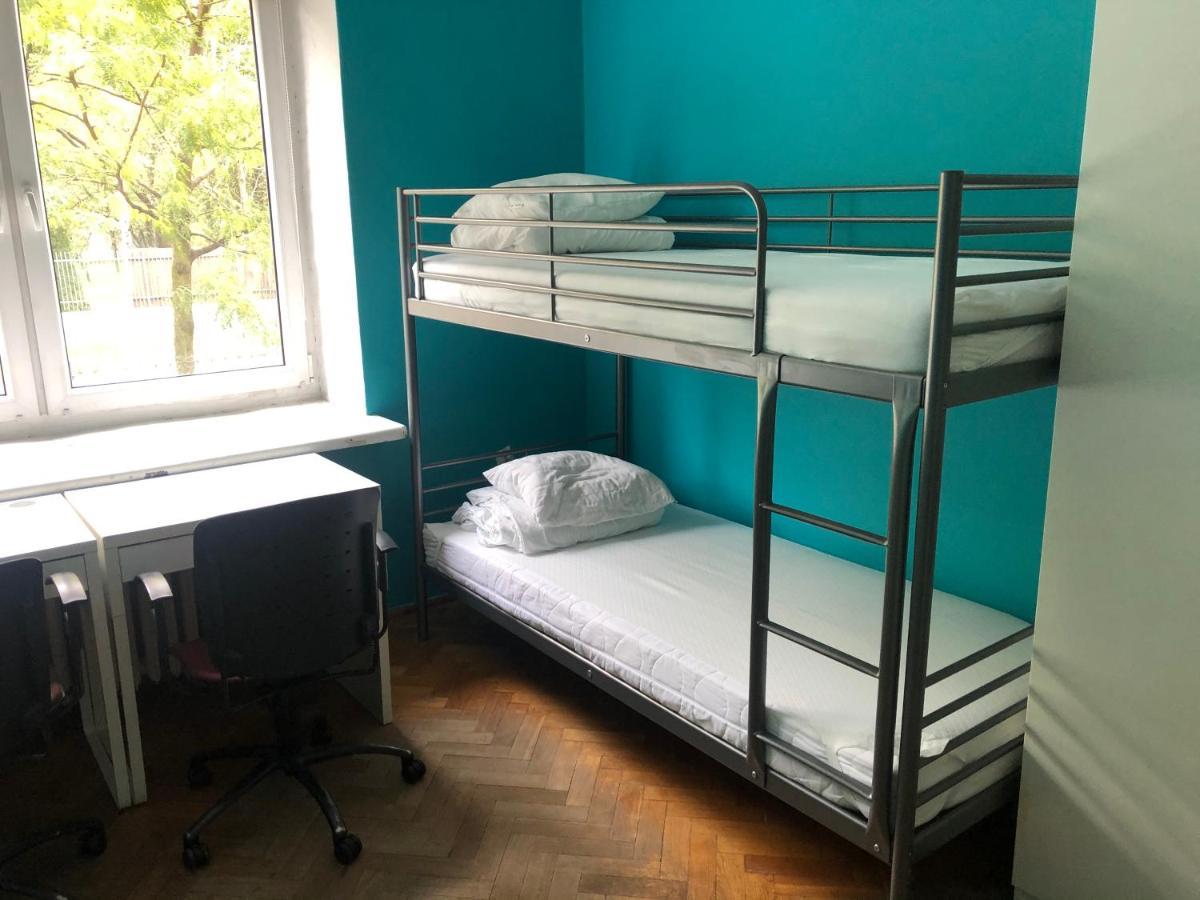 Student-House Kazimierzowska Hostel Варшава Екстериор снимка