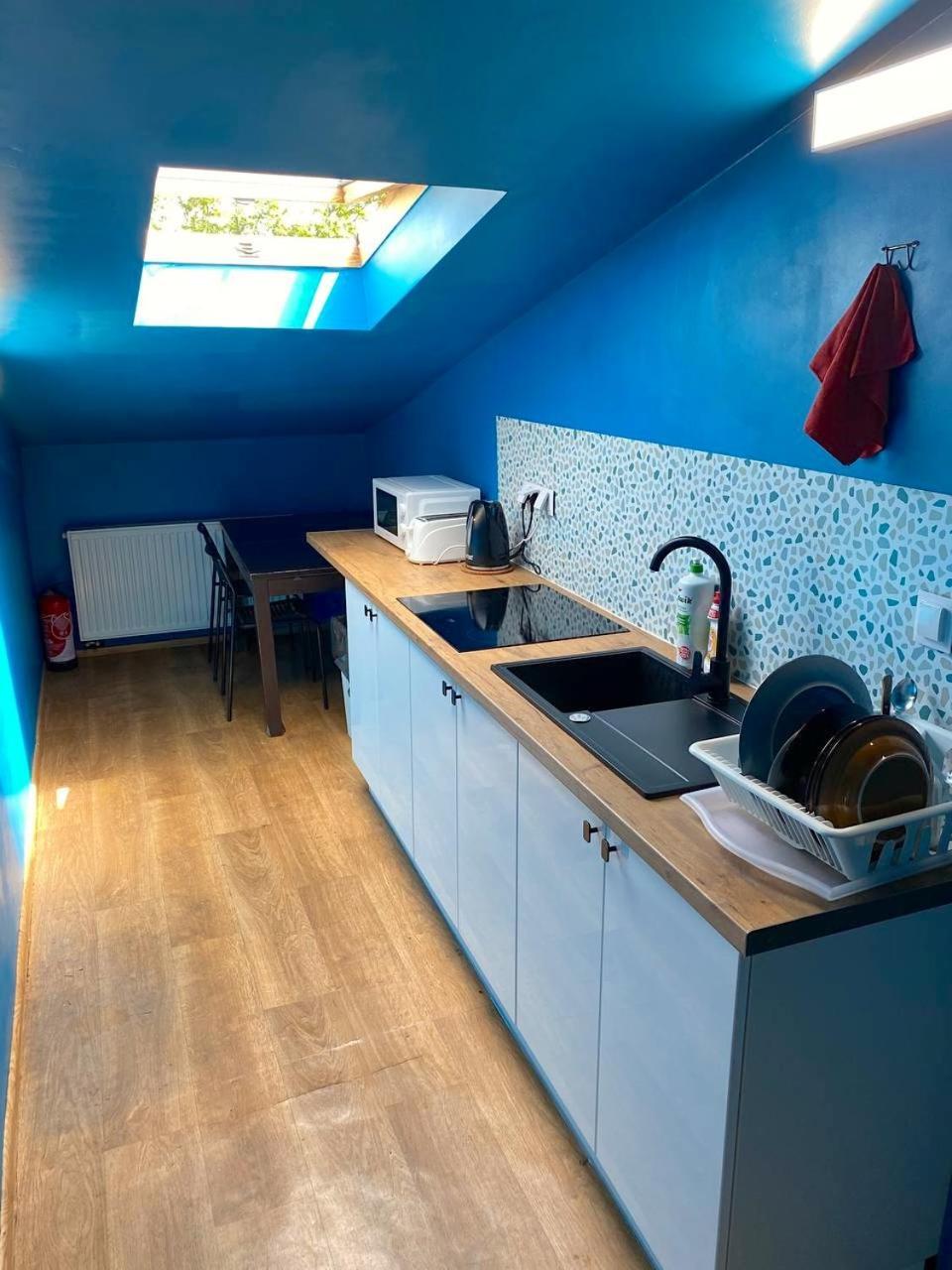 Student-House Kazimierzowska Hostel Варшава Екстериор снимка